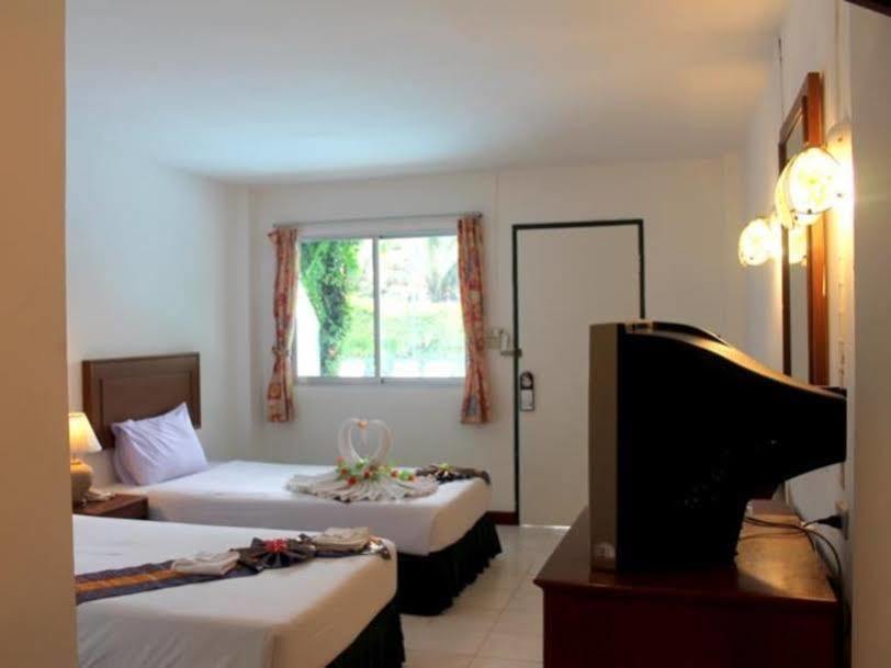 Kamala Beach Inn Phuket Εξωτερικό φωτογραφία